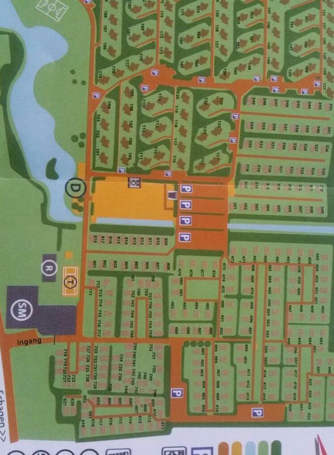 Huisje Britt Met Grote Tuin En Veel Privacy Dirkshorn Esterno foto
